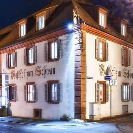 Gasthof Zum Schwan Sommerach Buitenkant foto