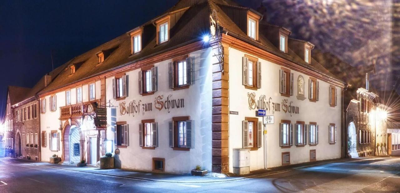 Gasthof Zum Schwan Sommerach Buitenkant foto